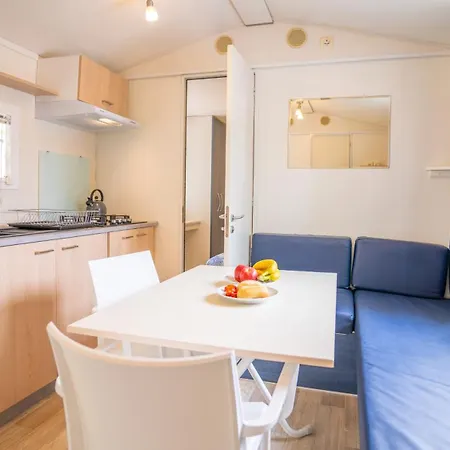 Happy Camp Mobile Homes In Bella Austria אתר קמפינג Sankt Peter am Kammersberg