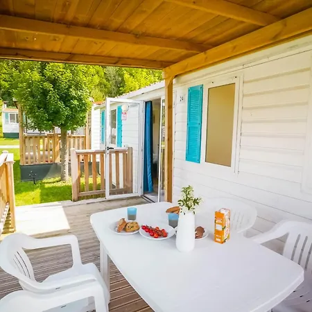 Happy Camp Mobile Homes In Bella Austria אתר קמפינג