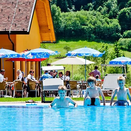 Happy Camp Mobile Homes In Bella Austria 캠프장 4*