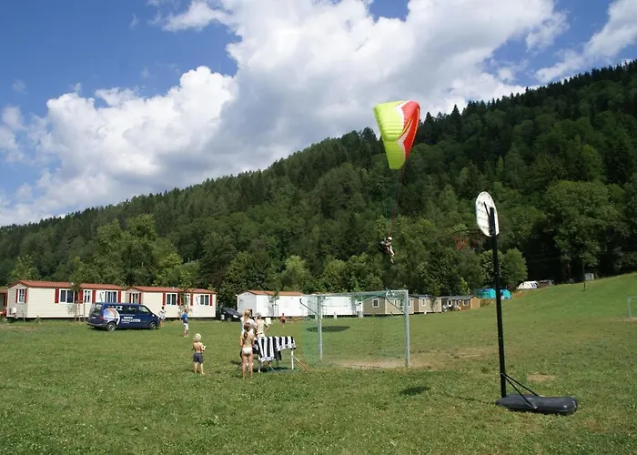 Happy Camp Mobile Homes In Bella Austria 4*