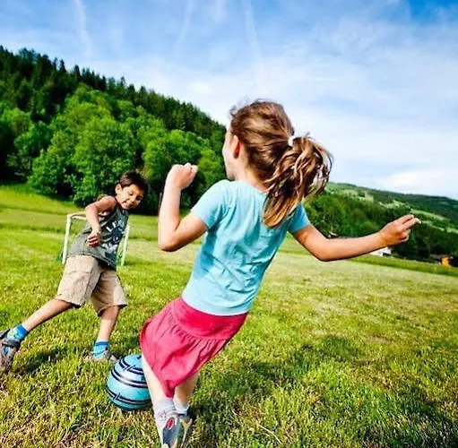 Happy Camp Mobile Homes In Bella Austria Campingplatz 4*